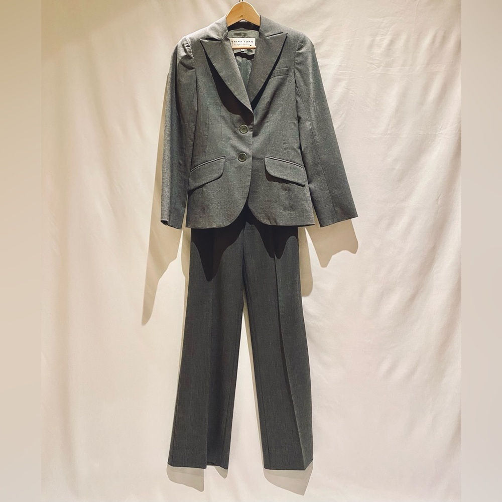 Trina Turk suit blazer and pants, size 4